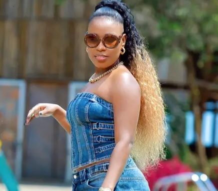 DOWNLOAD MP3 Natacha - Sikusa