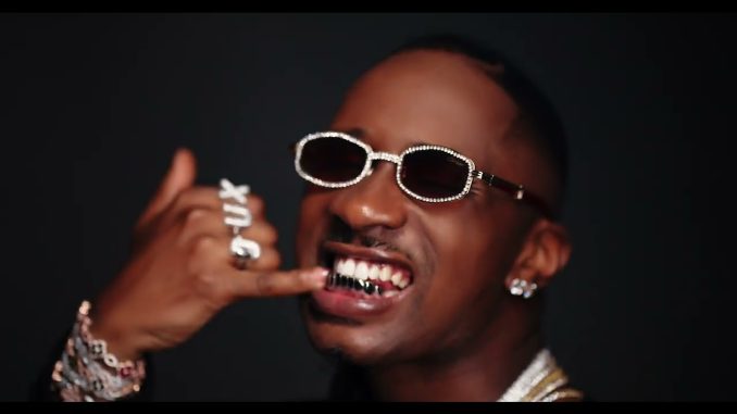 Lyric Video: Jux - Majo